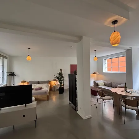 Design Serviced Modern And Stylish * Stuttgart