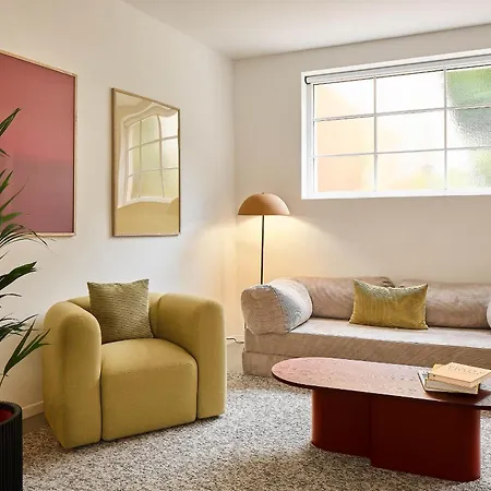 Design Serviced Modern And Stylish * Stuttgart