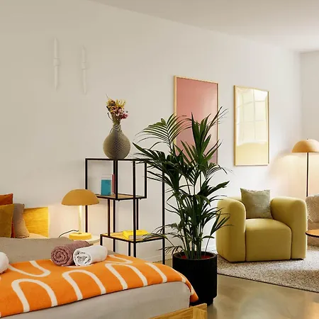 Design Serviced Modern And Stylish * Stuttgart