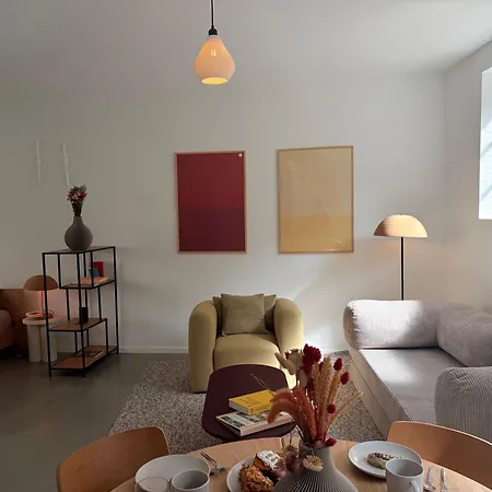 Design Serviced Modern And Stylish * Stuttgart